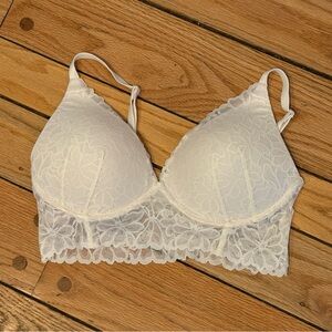 Victoria’s Secret Pink Elegant Lace push up Bralette in White size large